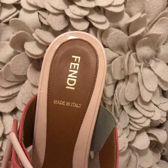 Fendi Wedge - Picture 5 of 5